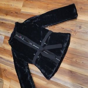 Nwot iz byer girl coat sz medium